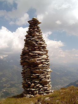 Cairn en pierre